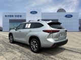 Used 2022 Toyota Highlander XLE image 4