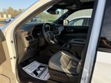 Used 2023 Chevrolet Suburban Z71 image 2
