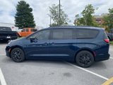 New 2025 Chrysler Pacifica Select image 4