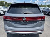 New 2025 Volkswagen Atlas Peak Edition SE image 2