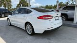 Used 2019 Ford Fusion SE image 4