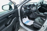 Used 2021 Toyota Highlander XLE image 3