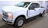 Used 2023 Ford F350 4x4 Crew Cab Super Duty image 2