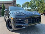 Used 2024 Porsche Cayenne Coupe image 2