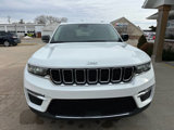 Used 2022 Jeep Grand Cherokee Limited image 3