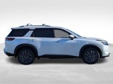 New 2025 Nissan Pathfinder SL w/ SL Premium Package image 6