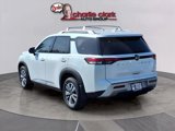 New 2025 Nissan Pathfinder SL image 3