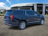 Used 2025 GMC Yukon XL Denali w/ Sun & Power Step Package image 3