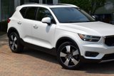 Used 2022 Volvo XC40 T5 Momentum w/ Premium Package image 4