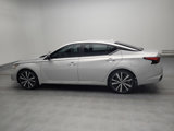 Used 2020 Nissan Altima 2.5 SR w/ Premium Package image 3