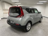 Used 2022 Kia Soul LX w/ Technology Package image 5