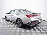 New 2025 Hyundai Elantra SEL image 4