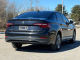 Used 2022 Volkswagen Jetta SE w/ Panoramic Sunroof Package image 5