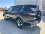 New 2025 Mitsubishi Outlander SE image 3