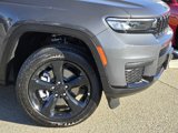 New 2025 Jeep Grand Cherokee L Laredo image 3