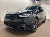 New 2025 Chrysler Pacifica Limited w/ Uconnect Theater Family Group image 5
