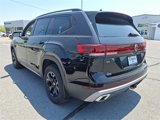 New 2025 Volkswagen Atlas Peak Edition SE image 6