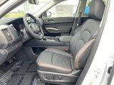 New 2025 Nissan Pathfinder Platinum image 4