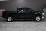 Used 2019 Nissan Titan SV image 5