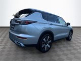 New 2025 Mitsubishi Outlander SE image 5