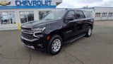 Used 2022 Chevrolet Suburban LT w/ Luxury Package image 4