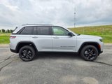 New 2025 Jeep Grand Cherokee Limited image 2