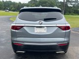Used 2024 Buick Enclave Premium image 4