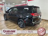 New 2025 Chrysler Pacifica Limited w/ Trailer Tow Group image 3