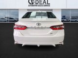 Used 2022 Toyota Camry SE image 3
