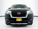 New 2025 Nissan Pathfinder Platinum image 2