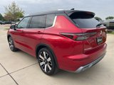 New 2025 Mitsubishi Outlander SEL image 3