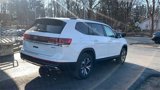 New 2025 Volkswagen Atlas SE image 5
