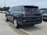 New 2025 Lincoln Navigator L Reserve image 4