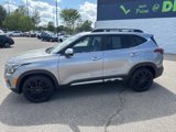 Used 2022 Kia Seltos Nightfall Edition image 2