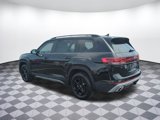New 2025 Volkswagen Atlas Peak Edition SE image 3