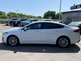 Used 2019 Ford Fusion SE image 2