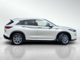 New 2025 INFINITI QX50 Luxe image 3