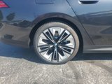 New 2026 BMW 530i xDrive w/ Premium Package image 3