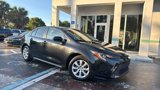 Used 2022 Toyota Corolla LE image 2