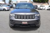 Used 2017 Jeep Grand Cherokee Altitude image 2