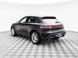 Certified 2024 Porsche Macan image 3