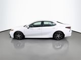 Used 2023 Toyota Camry SE image 2