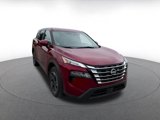 Used 2024 Nissan Rogue SV image 3