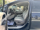 Used 2021 Chrysler Pacifica Touring-L image 4