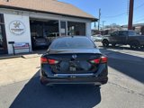 Used 2022 Nissan Altima 2.5 SR w/ Midnight Edition Package image 6