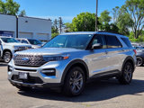 Used 2021 Ford Explorer XLT w/ Equipment Group 202A image 6