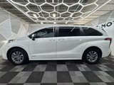 Used 2021 Toyota Sienna LE image 3