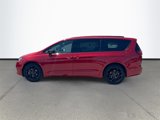 New 2025 Chrysler Pacifica Limited image 4