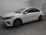 Used 2022 Kia Forte LXS image 2