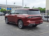 Used 2025 INFINITI QX80 Sensory image 3